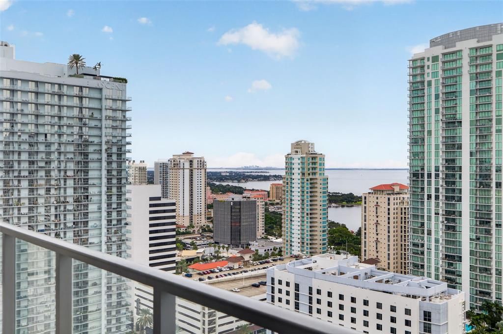 For Sale: $1,950,000 (2 beds, 3 baths, 1935 Square Feet)