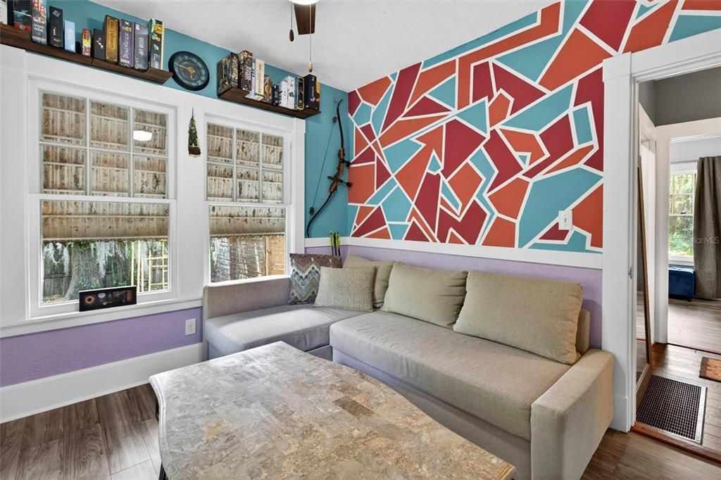 For Sale: $375,000 (3 beds, 2 baths, 1491 Square Feet)