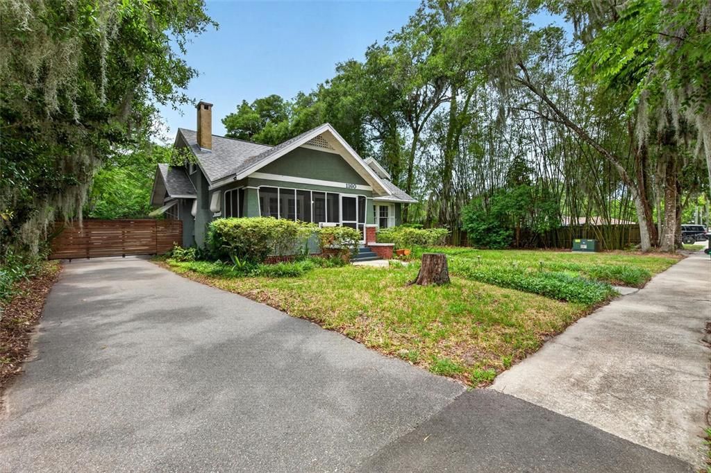 For Sale: $375,000 (3 beds, 2 baths, 1491 Square Feet)