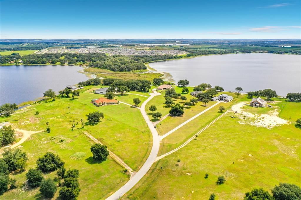 En Venta: $600,000 (2.93 acres)