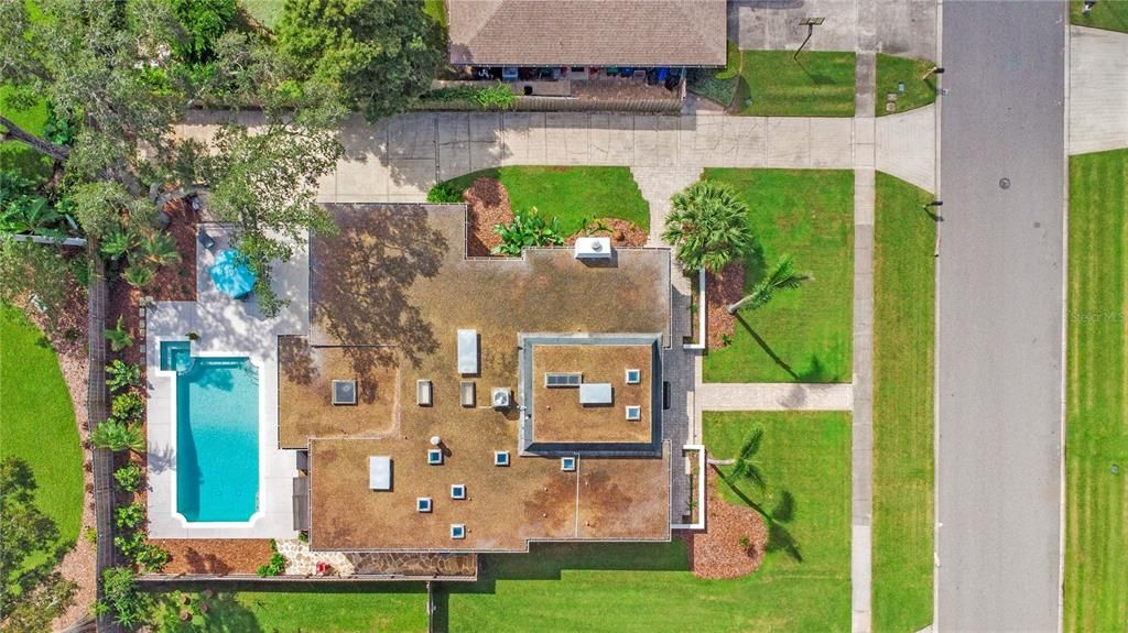 En Venta: $675,000 (3 camas, 2 baños, 2521 Pies cuadrados)