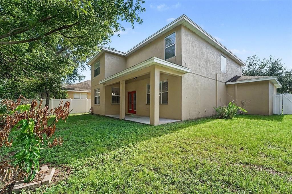 For Rent: $3,000 (4 beds, 2 baths, 2732 Square Feet)