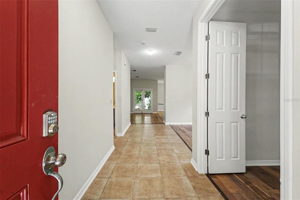 For Rent: $3,000 (4 beds, 2 baths, 2732 Square Feet)
