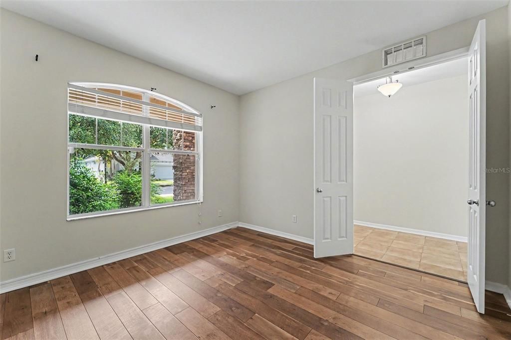 For Rent: $3,000 (4 beds, 2 baths, 2732 Square Feet)