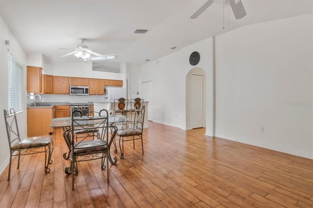 For Sale: $390,000 (4 beds, 2 baths, 2036 Square Feet)