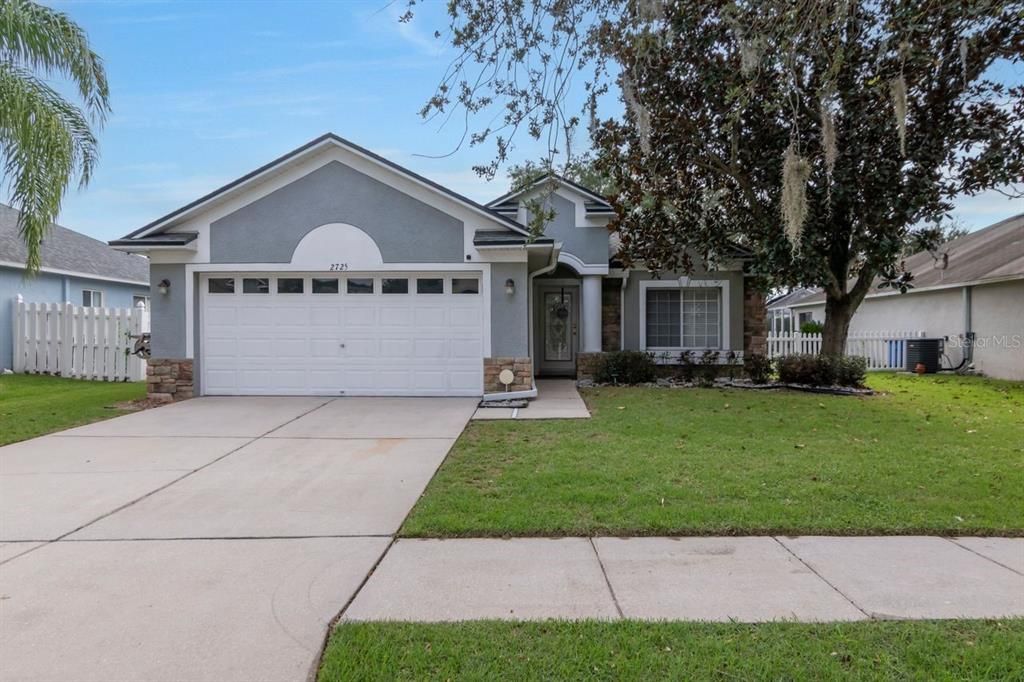 For Sale: $390,000 (4 beds, 2 baths, 2036 Square Feet)