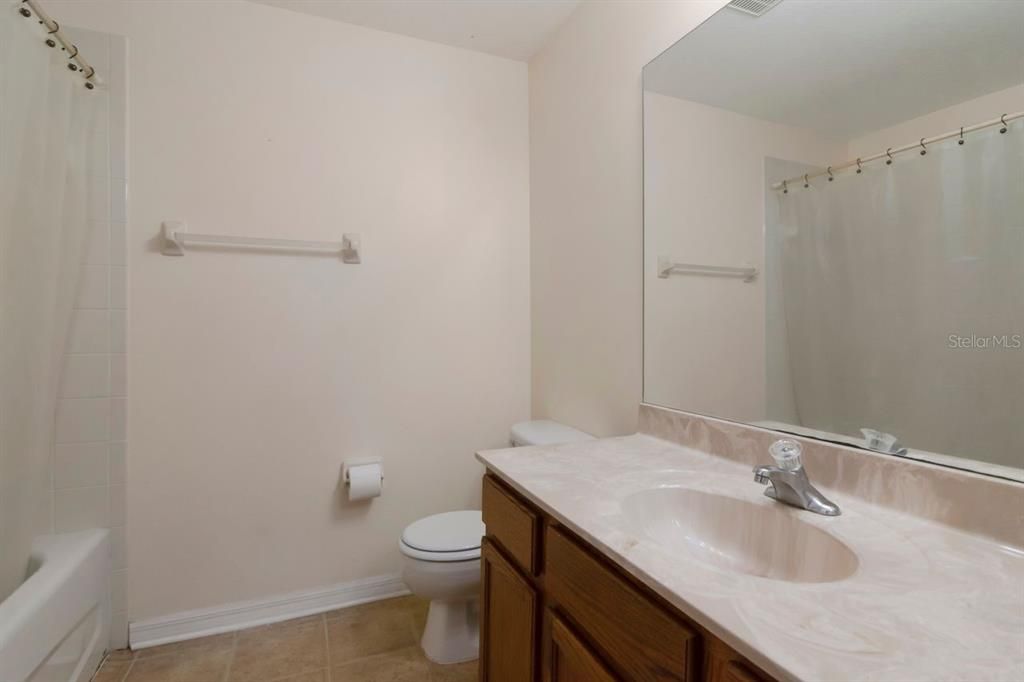 For Sale: $390,000 (4 beds, 2 baths, 2036 Square Feet)