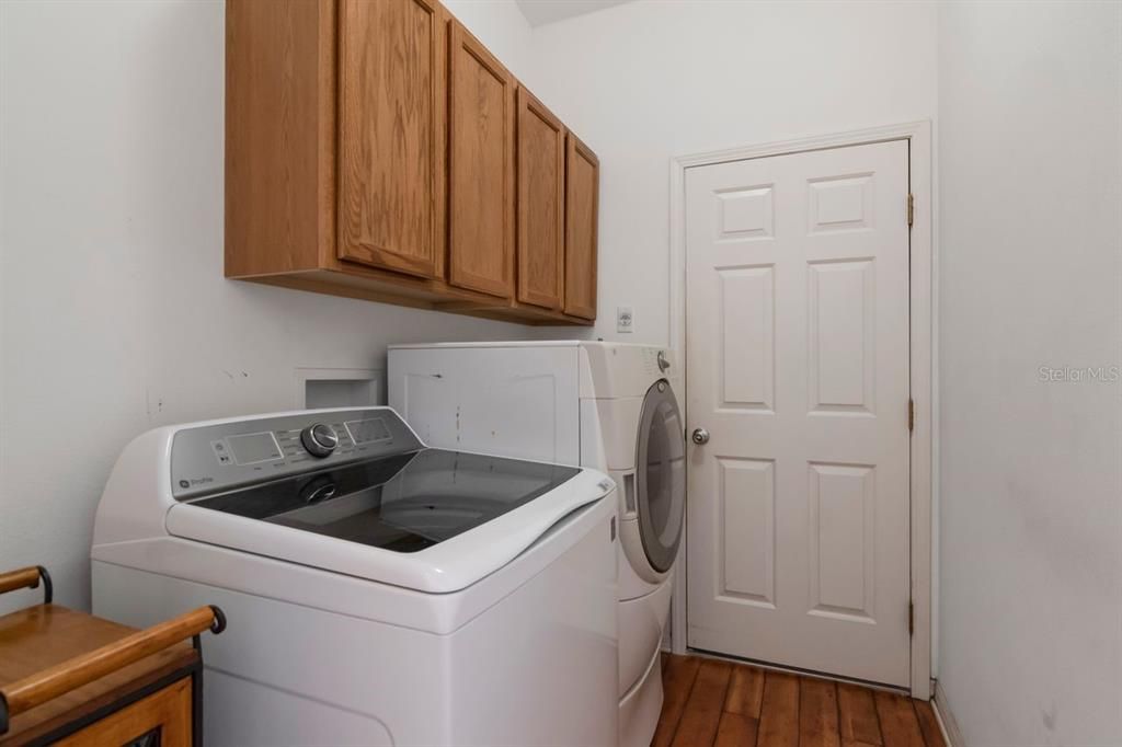 For Sale: $390,000 (4 beds, 2 baths, 2036 Square Feet)
