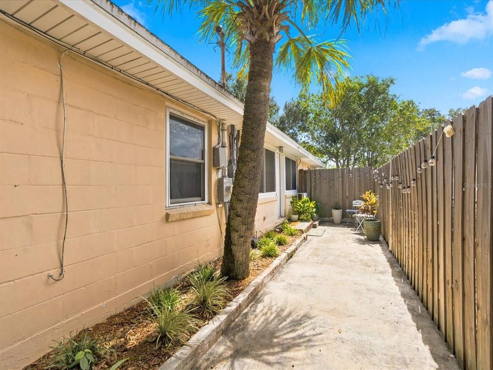 For Sale: $429,500 (3 beds, 2 baths, 1441 Square Feet)