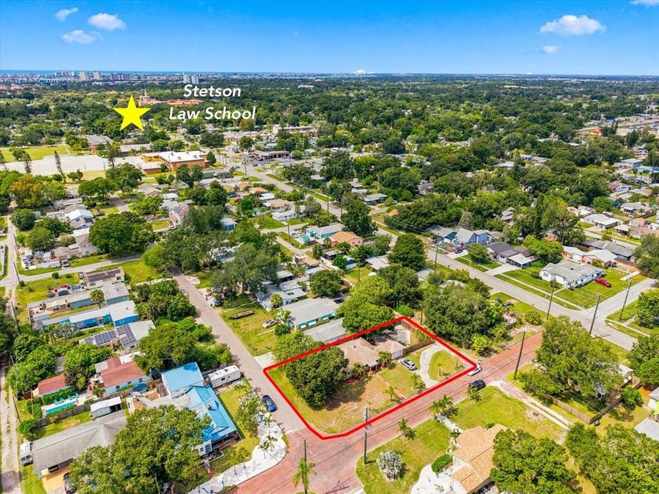 For Sale: $429,500 (3 beds, 2 baths, 1441 Square Feet)