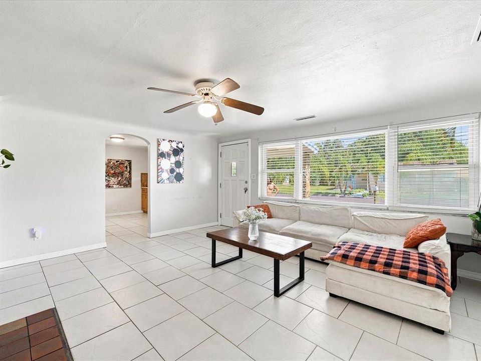 For Sale: $429,500 (3 beds, 2 baths, 1441 Square Feet)