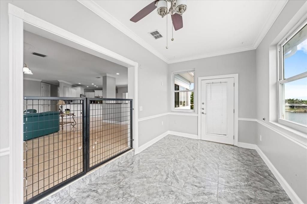 For Sale: $1,650,000 (6 beds, 3 baths, 6218 Square Feet)