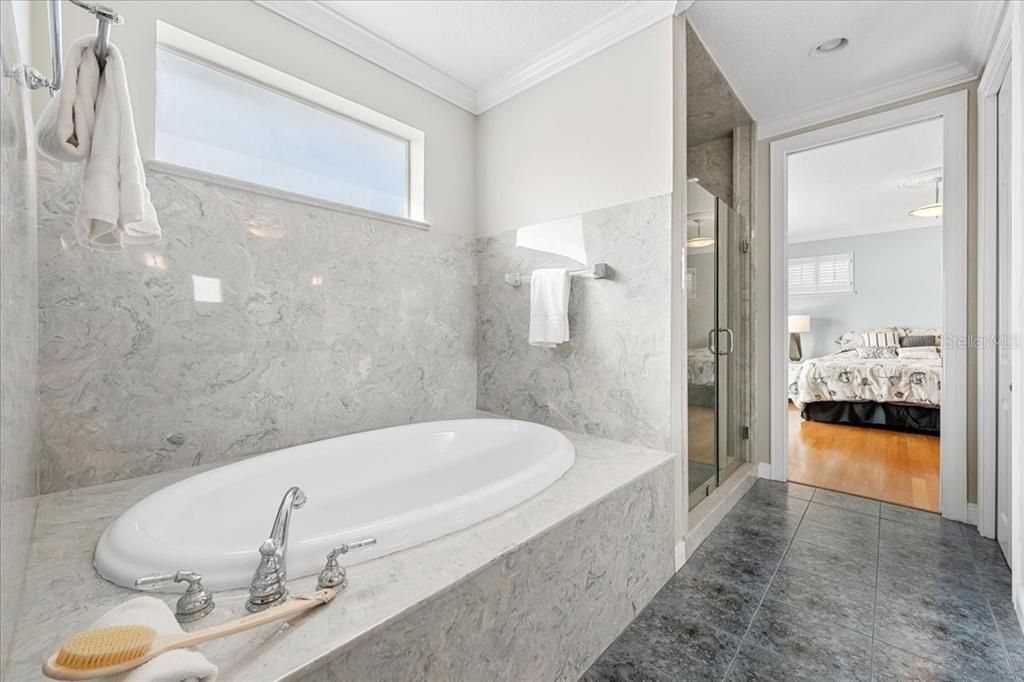 For Sale: $1,650,000 (6 beds, 3 baths, 6218 Square Feet)