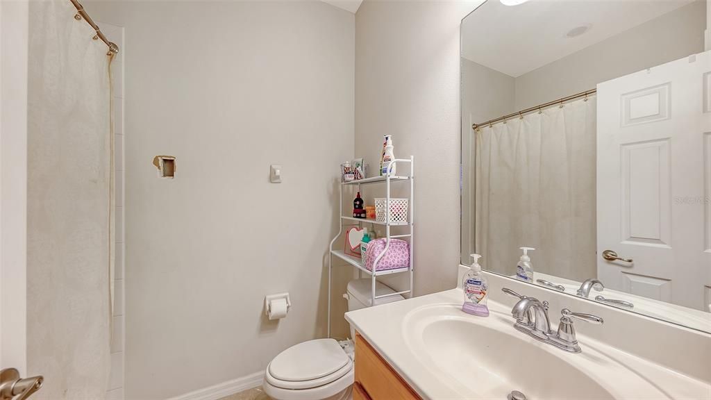 For Sale: $384,900 (3 beds, 2 baths, 1714 Square Feet)