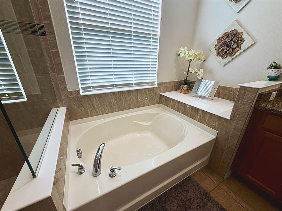 На продажу: $456,900 (4 спален, 2 ванн, 2176 Квадратных фут)