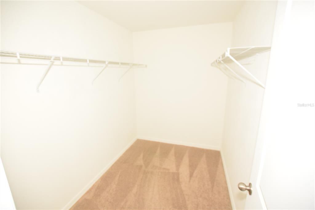 En Renta: $1,700 (3 camas, 2 baños, 1404 Pies cuadrados)