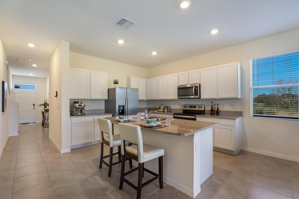 For Sale: $365,000 (3 beds, 2 baths, 1758 Square Feet)