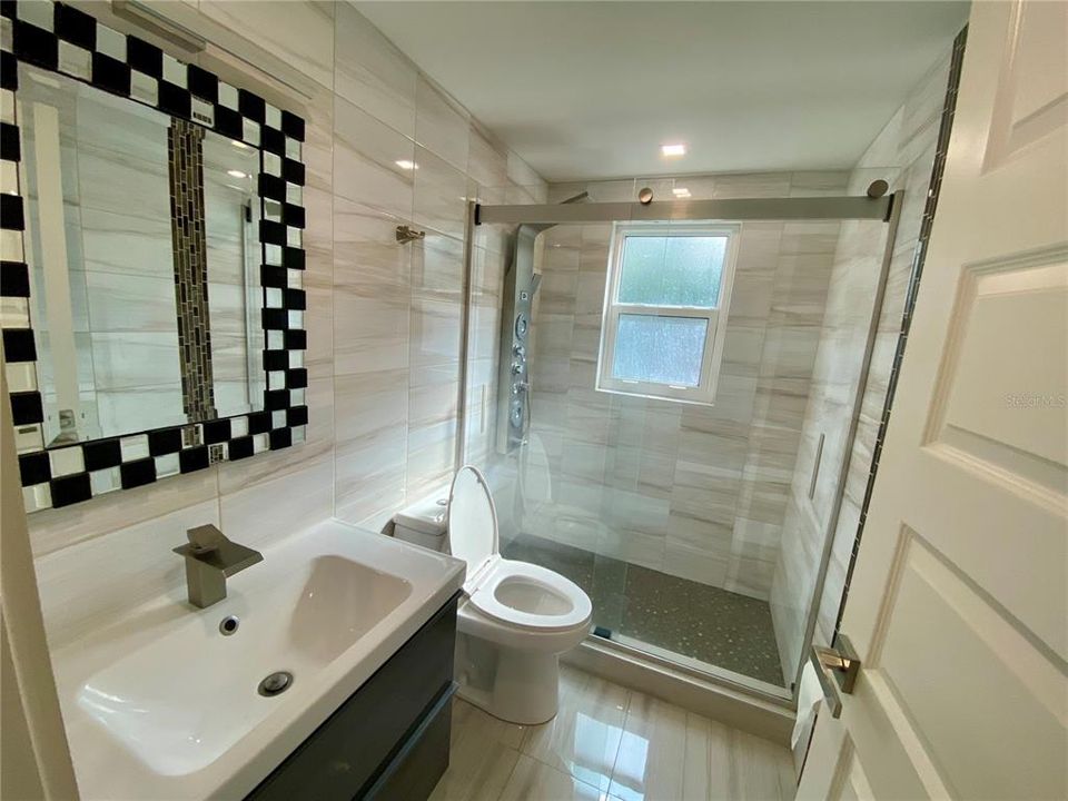 В аренду: $2,950 (3 спален, 2 ванн, 1276 Квадратных фут)