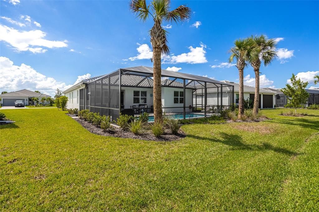 For Sale: $649,000 (3 beds, 2 baths, 2084 Square Feet)