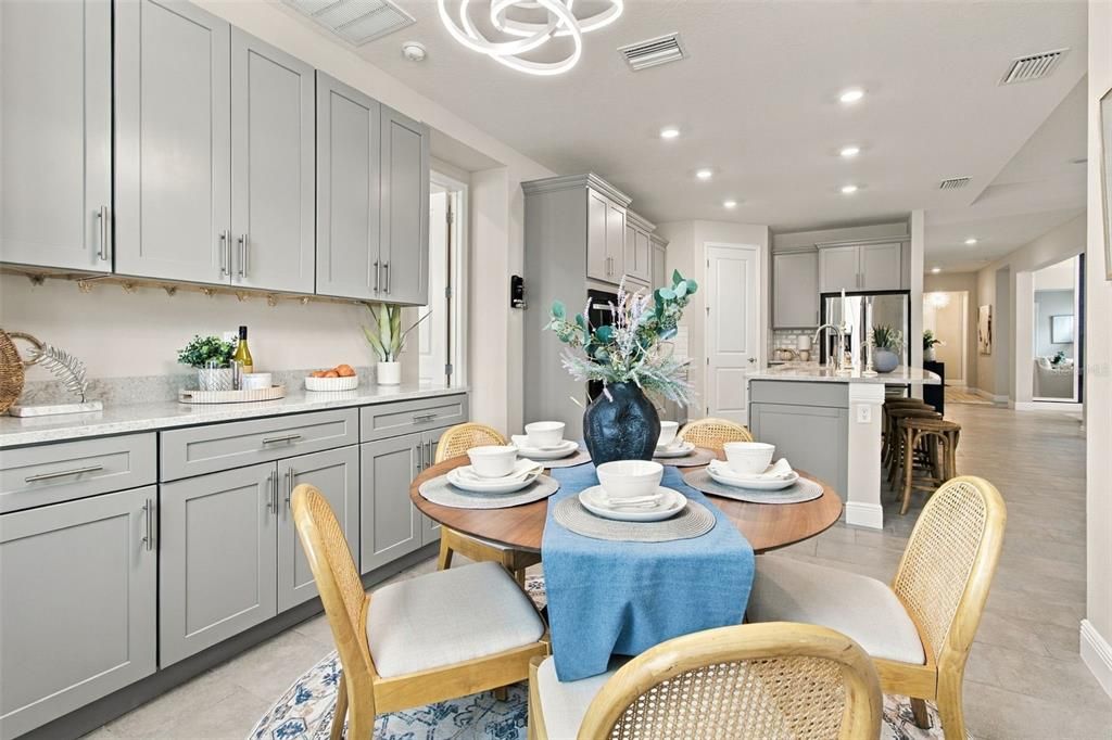 En Venta: $600,000 (4 camas, 3 baños, 2838 Pies cuadrados)
