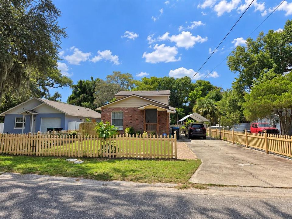 For Sale: $275,000 (3 beds, 2 baths, 1440 Square Feet)