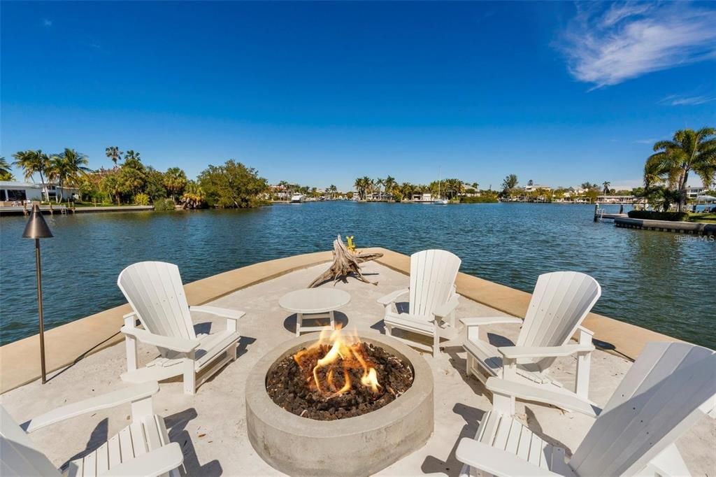For Sale: $7,445,000 (4 beds, 3 baths, 3722 Square Feet)