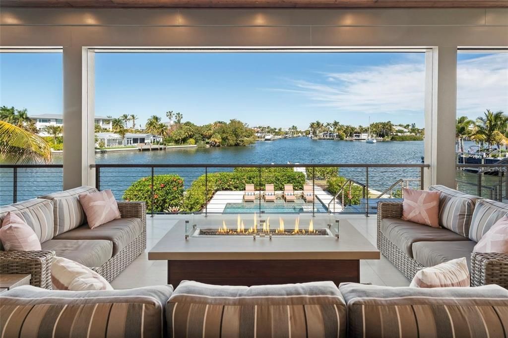 For Sale: $7,445,000 (4 beds, 3 baths, 3722 Square Feet)