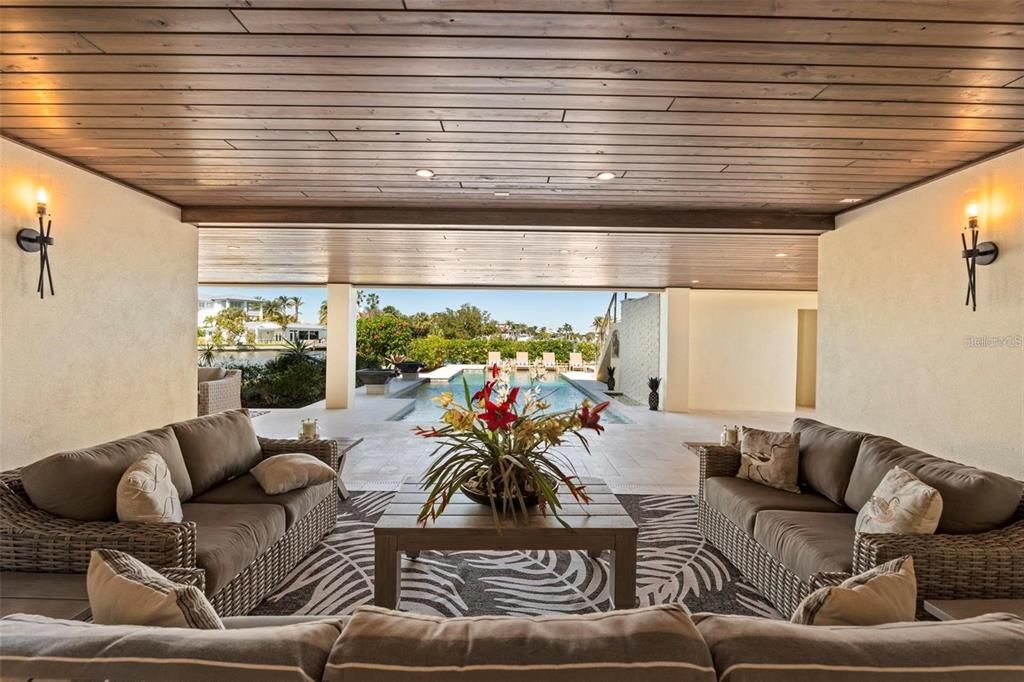 For Sale: $7,445,000 (4 beds, 3 baths, 3722 Square Feet)