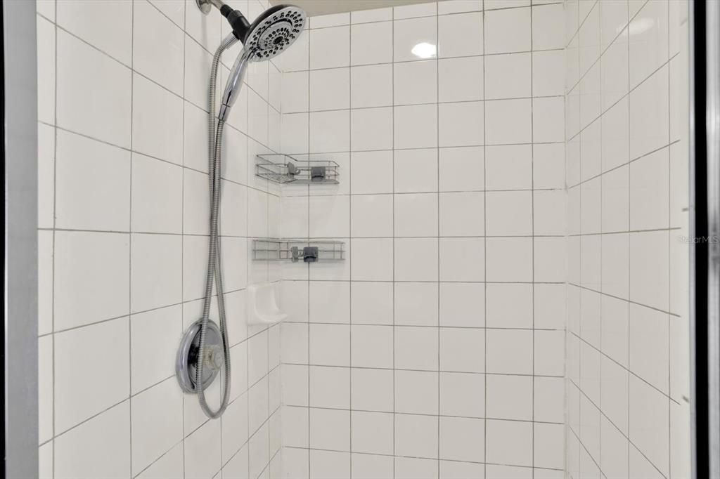 En Venta: $359,900 (3 camas, 2 baños, 1745 Pies cuadrados)