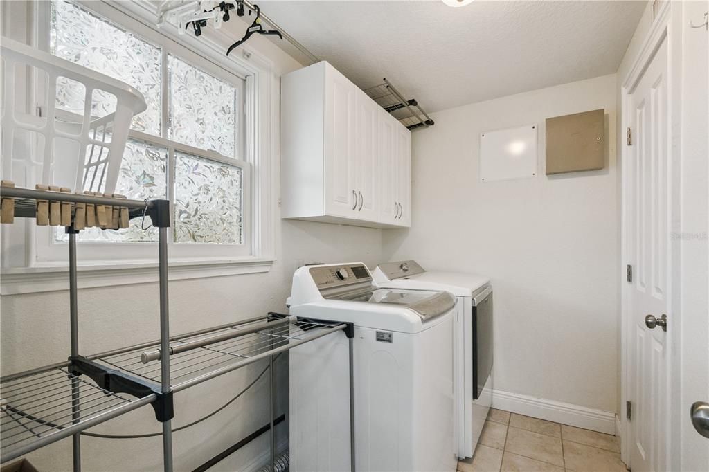 For Rent: $3,500 (4 beds, 4 baths, 2536 Square Feet)