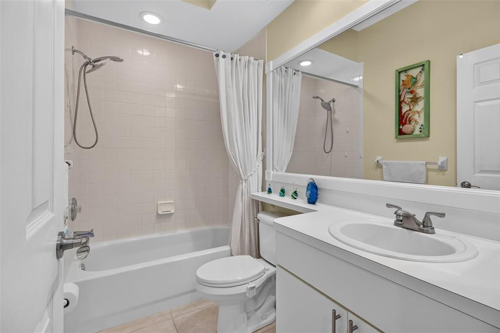 For Sale: $321,000 (3 beds, 2 baths, 1450 Square Feet)