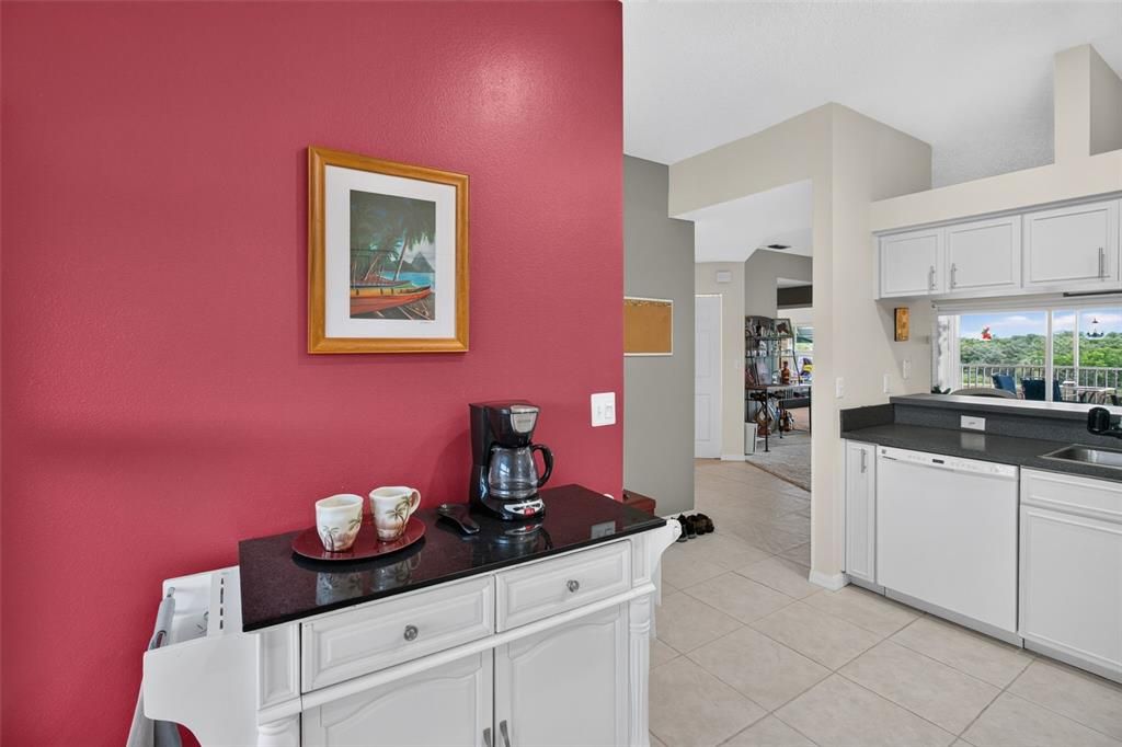 For Sale: $321,000 (3 beds, 2 baths, 1450 Square Feet)