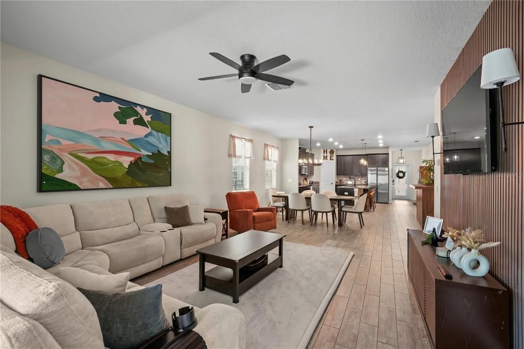 For Sale: $540,000 (3 beds, 2 baths, 2089 Square Feet)