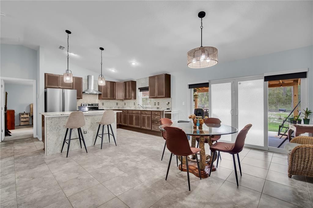 For Sale: $309,990 (3 beds, 2 baths, 1705 Square Feet)