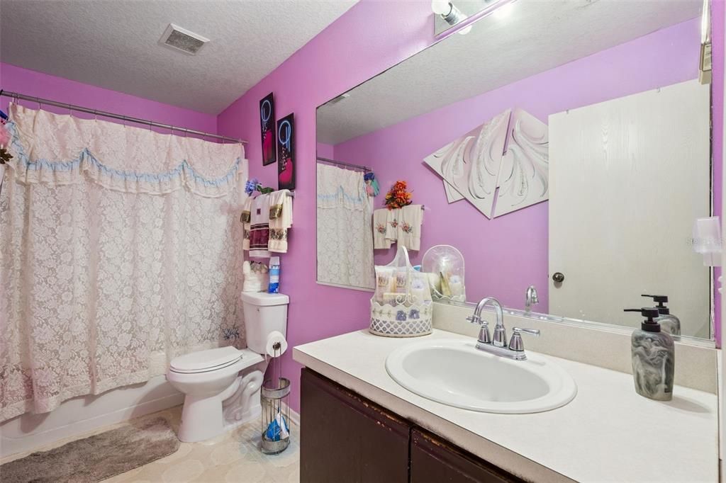 For Sale: $430,000 (4 beds, 2 baths, 2314 Square Feet)