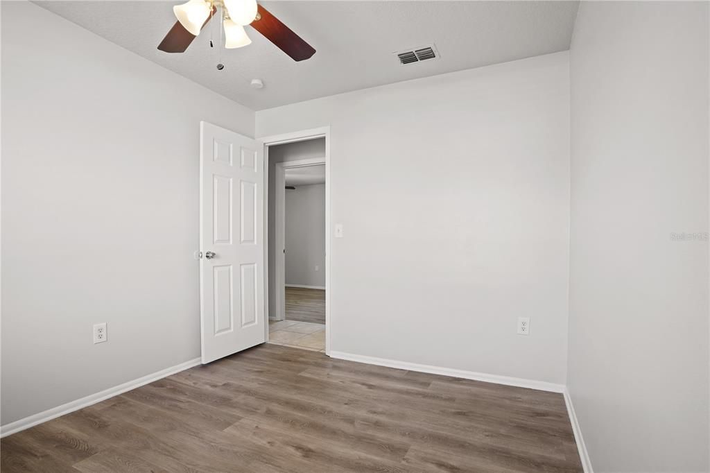 For Sale: $289,900 (3 beds, 2 baths, 1332 Square Feet)