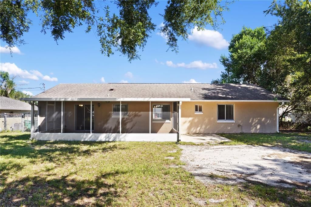 For Sale: $289,900 (3 beds, 2 baths, 1332 Square Feet)