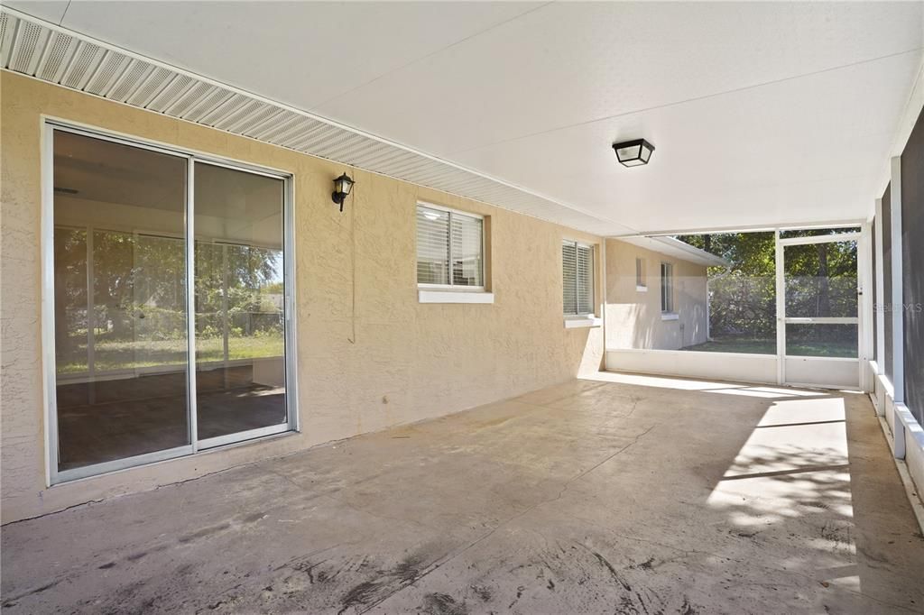 For Sale: $289,900 (3 beds, 2 baths, 1332 Square Feet)