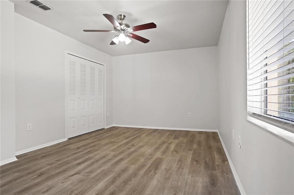 For Sale: $289,900 (3 beds, 2 baths, 1332 Square Feet)
