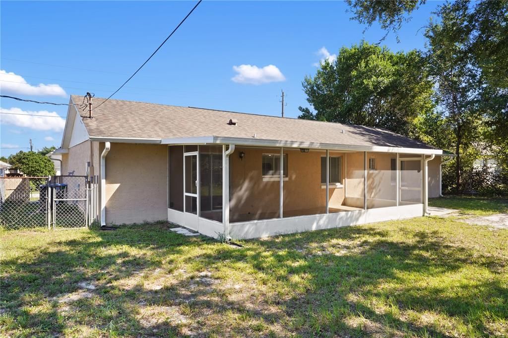 For Sale: $289,900 (3 beds, 2 baths, 1332 Square Feet)