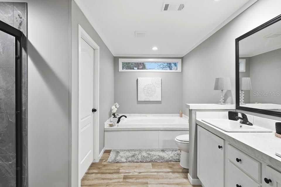 For Sale: $245,999 (3 beds, 2 baths, 1447 Square Feet)