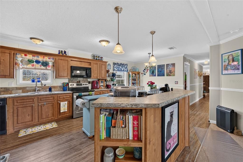 En Venta: $269,900 (3 camas, 2 baños, 1941 Pies cuadrados)