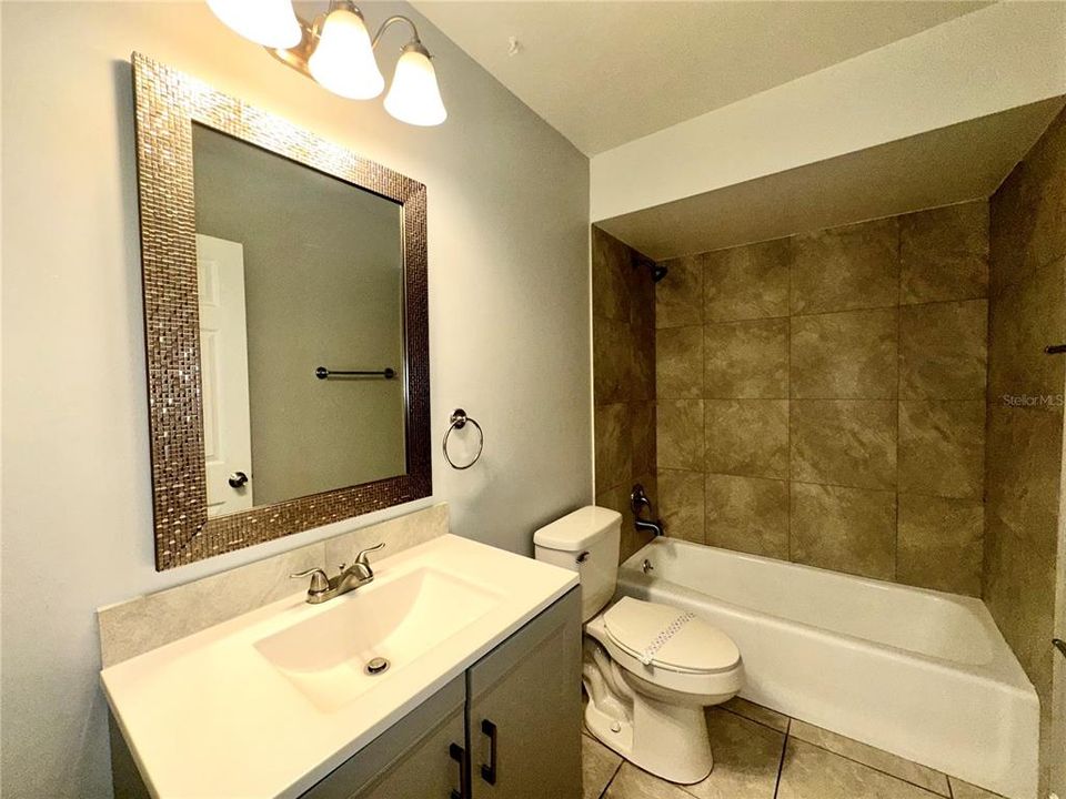 В аренду: $1,399 (3 спален, 2 ванн, 1200 Квадратных фут)