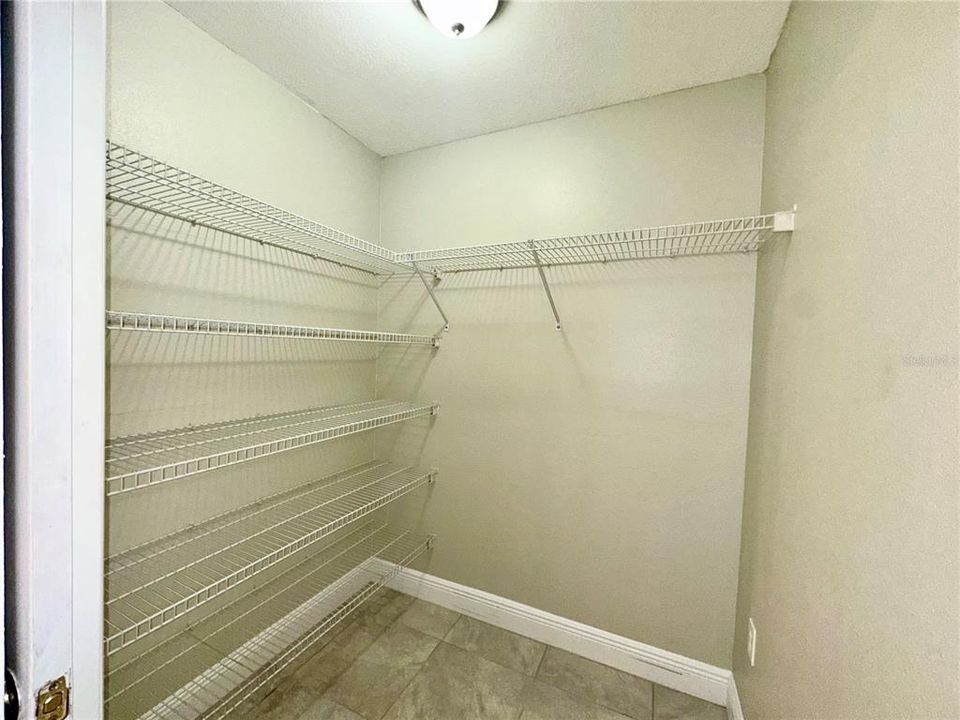 В аренду: $1,399 (3 спален, 2 ванн, 1200 Квадратных фут)