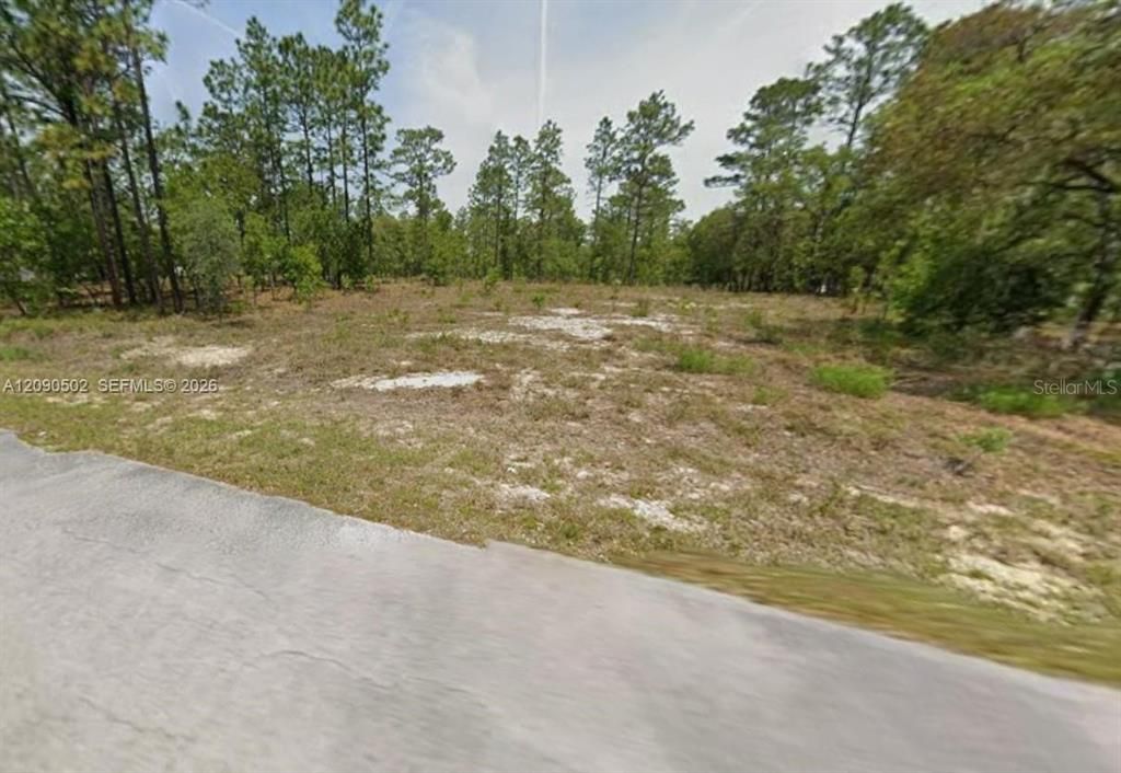 На продажу: $11,000 (0.24 acres)