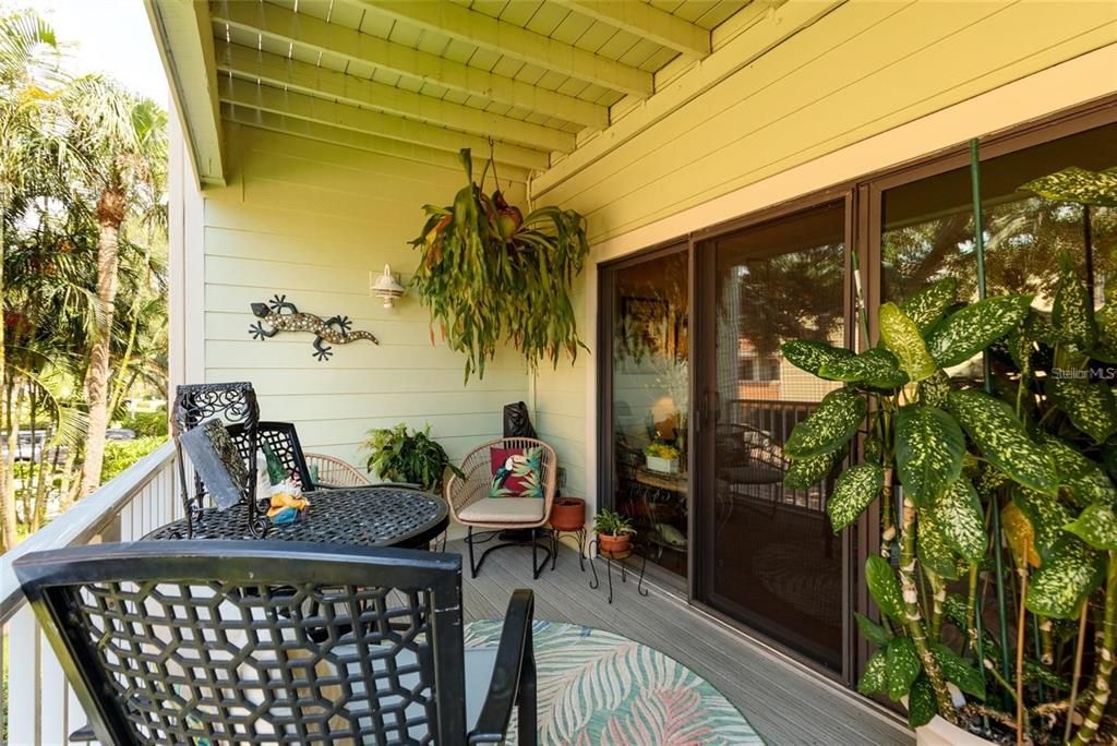 For Rent: $3,750 (2 beds, 2 baths, 1750 Square Feet)