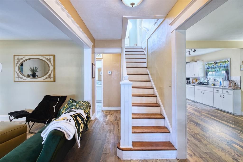 En Venta: $520,000 (5 camas, 4 baños, 2325 Pies cuadrados)