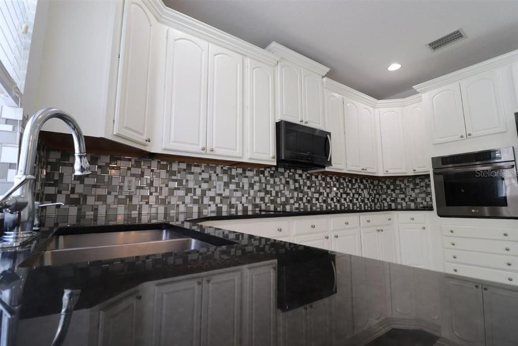 En Venta: $625,000 (4 camas, 3 baños, 2873 Pies cuadrados)