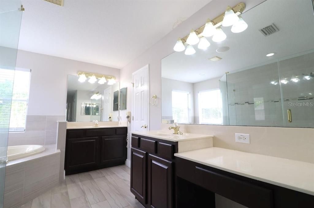 En Venta: $625,000 (4 camas, 3 baños, 2873 Pies cuadrados)