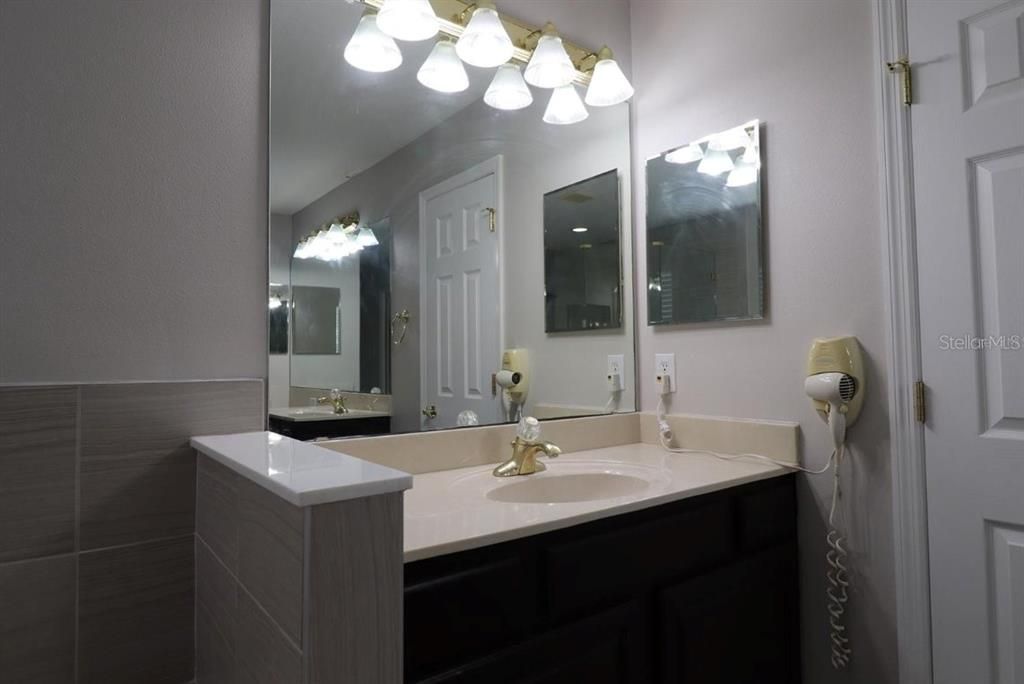 En Venta: $625,000 (4 camas, 3 baños, 2873 Pies cuadrados)